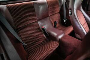 Imagen 32/45 de Porsche 944 (1989)