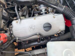 Image 14/22 de BMW 2002 (1975)