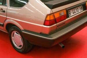 Afbeelding 11/37 van Volkswagen Passat 2.0 (1987)