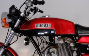 Immagine 48/96 di Ducati 750 GT (1974)