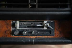 Image 42/50 of Bentley Eight (1980)