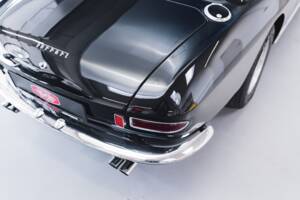 Image 75/100 of Ferrari 330 GT 2+2 (1965)