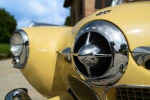 Image 17/50 of Studebaker Champion Regal DeLuxe Convertible (1950)