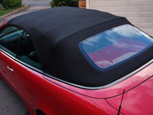 Image 8/43 of Mercedes-Benz CLK 320 (1999)