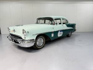 Bild 3/12 von Oldsmobile Super 88 (1955)