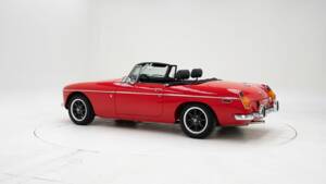 Image 4/15 of MG MGB (1971)