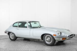 Image 2/47 de Jaguar E-Type (1969)