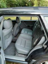 Bild 2/20 von Mercedes-Benz E 320 T (1995)