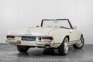 Immagine 42/50 di Mercedes-Benz 230 SL (1964)