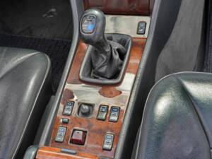 Imagen 12/24 de Mercedes-Benz E 220 (1996)