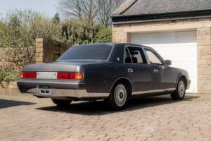 Bild 5/50 von Toyota Century (2003)