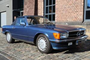 Image 7/43 of Mercedes-Benz 300 SL (1989)