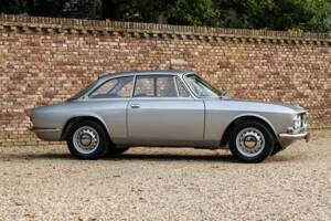 Afbeelding 36/50 van Alfa Romeo 1750 GT Veloce (1969)