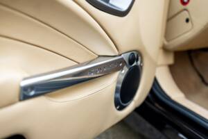 Afbeelding 24/50 van Aston Martin V12 Vanquish S (2007)