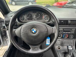 Bild 18/23 von BMW Z3 Roadster 1,8 (1998)