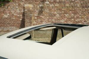 Image 18/50 de Mercedes-Benz 280 SE (1968)