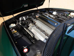 Imagen 67/80 de Aston Martin V8 Coupé (1996)