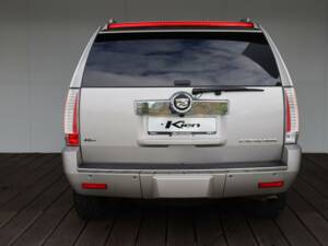 Bild 4/50 von Cadillac Escalade (2009)