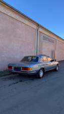 Image 10/147 de Mercedes-Benz 450 SEL 6,9 (1976)