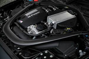 Image 18/45 of BMW M2 CS Coupé (2020)