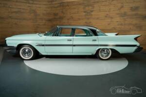 Afbeelding 7/20 van Chrysler Windsor (1960)