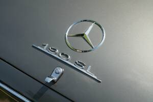 Imagen 42/50 de Mercedes-Benz 190 SL (1962)