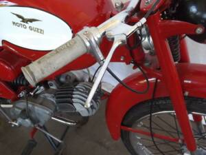 Image 25/44 of Moto Guzzi Cardellino 75 (1957)