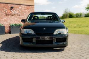 Image 3/75 of Lotus Carlton (1991)