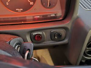 Image 13/50 of BMW 525 (1975)