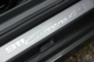 Afbeelding 44/50 van Porsche 911 Carrera 4S (2019)