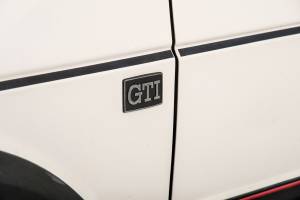 Image 27/50 de Volkswagen Golf Mk II GTi 1.8 (1987)