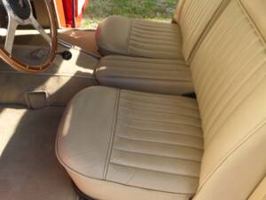 Image 81/174 of Jaguar XK 150 3.4 S OTS (1958)