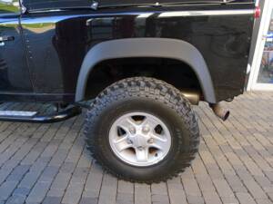 Bild 11/15 von Land Rover Defender 90 Heritage (2006)