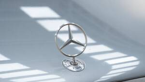 Bild 6/15 von Mercedes-Benz 300 SE (1992)