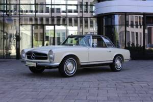 Imagen 1/50 de Mercedes-Benz 230 SL (1965)