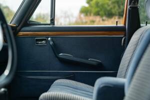 Image 29/50 of Mercedes-Benz 300 SEL 3.5 (1973)