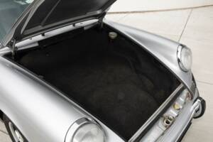 Image 15/27 of Porsche 911 2.0 T (1969)