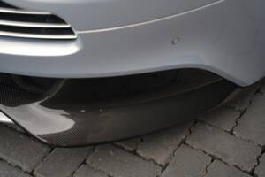 Image 38/50 of Aston Martin Vanquish (2014)
