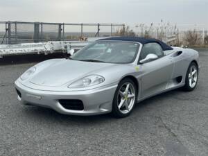Immagine 3/44 di Ferrari 360 Spider (2004)