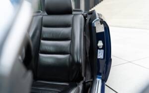 Image 26/45 of Mercedes-Benz E 220 (1995)