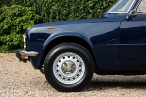 Image 29/50 of Alfa Romeo Giulia Nuova Super 1300 (1975)