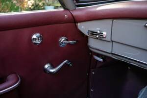 Image 18/46 of Mercedes-Benz 190 SL (1960)