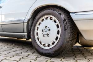 Image 68/175 of Mercedes-Benz 420 SE (1986)