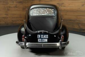 Image 3/5 of Peugeot 203 C (1955)