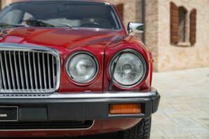 Bild 14/50 von Jaguar XJ 6 4.2 (1981)