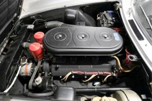 Imagen 20/26 de Ferrari 365 GT 2+2 (1970)