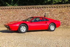 Image 16/50 de Ferrari 308 GTB (1977)