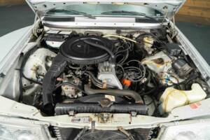 Image 18/19 of Mercedes-Benz 250 (1978)