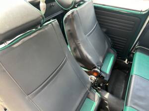 Image 62/92 of Volkswagen Beetle 1600 (1996)