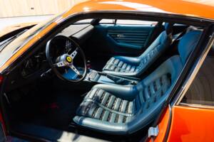 Image 37/74 of Ferrari 365 GTB/4 Daytona (1971)